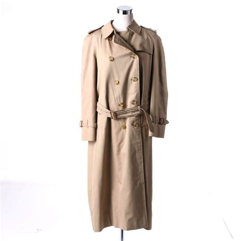 burberry trench classico|Burberry trench with removable liner.